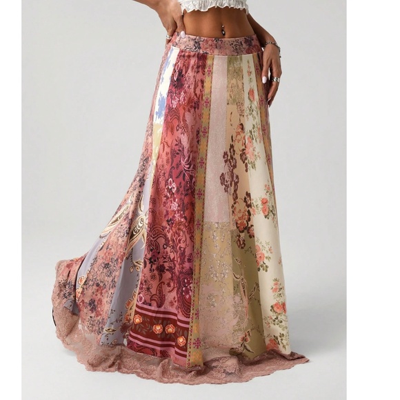 Elegant Floral Patchwork Maxi Skirt - Picture 4 of 7